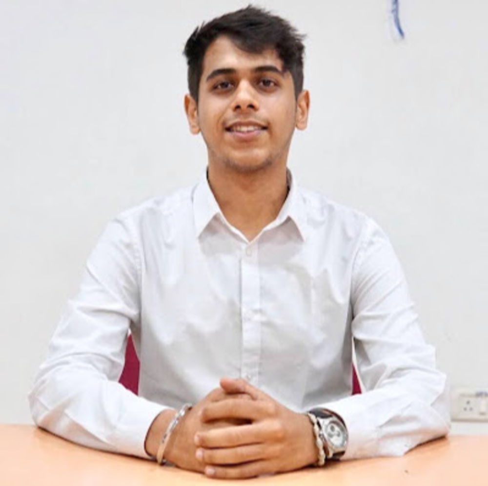 Meet your Posher, Chirag